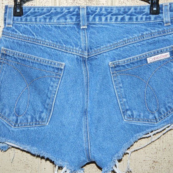 Vintage Calvin Klein High Waisted Cut Off Jean Shorts (READ BELOW FOR SIZE) L-19 - Picture 2 of 3
